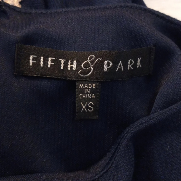 Fifth & Park Women's SizeXS Navy With Cream Lace Detail Dress - Picture 9 of 9